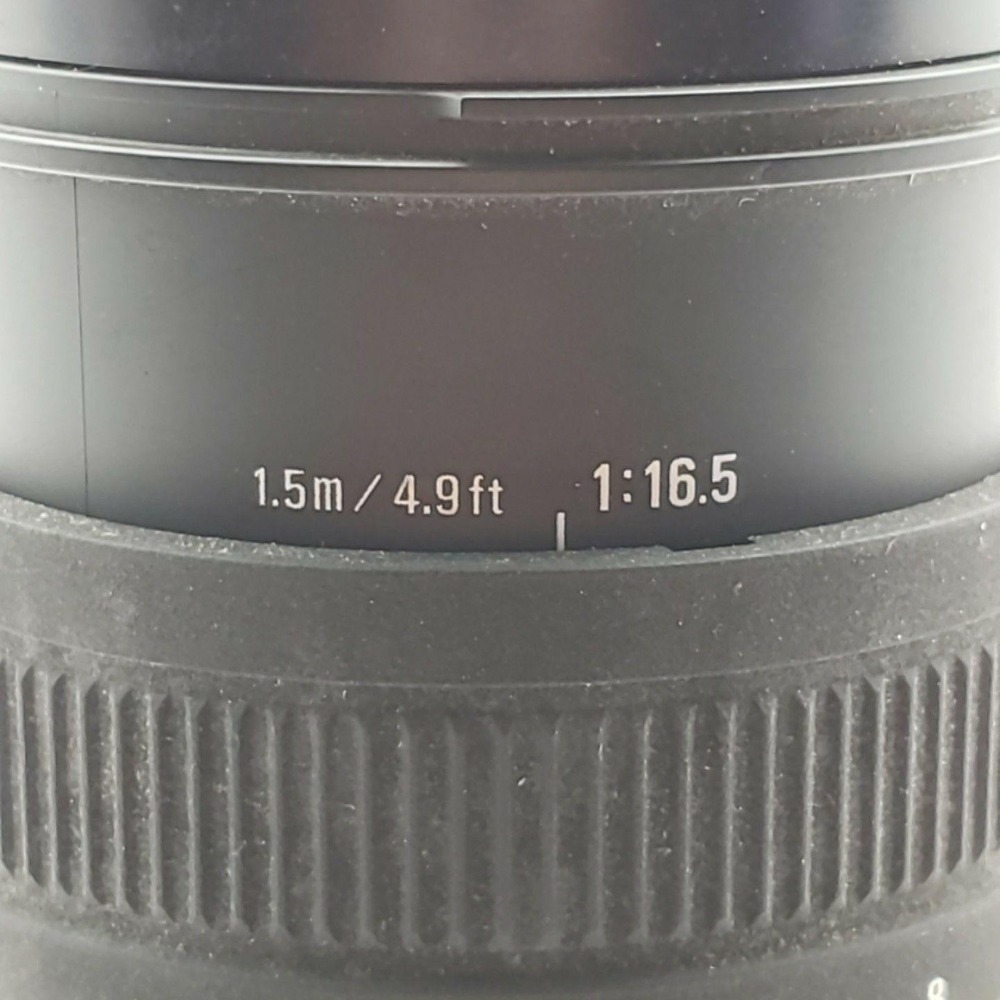 Sigma 70-300mm F/4-5.6 Telephoto Macro Zoom Lens Nikon F Mount Black Japan - Picture 5 of 6
